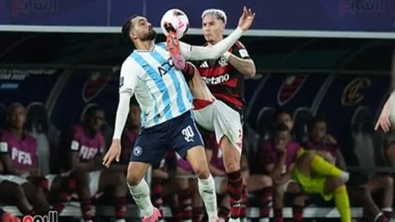 بيراميدز يقلص الفارق مع فلامنجو البرازيلي بعد 75 دقيقة من المواجهة